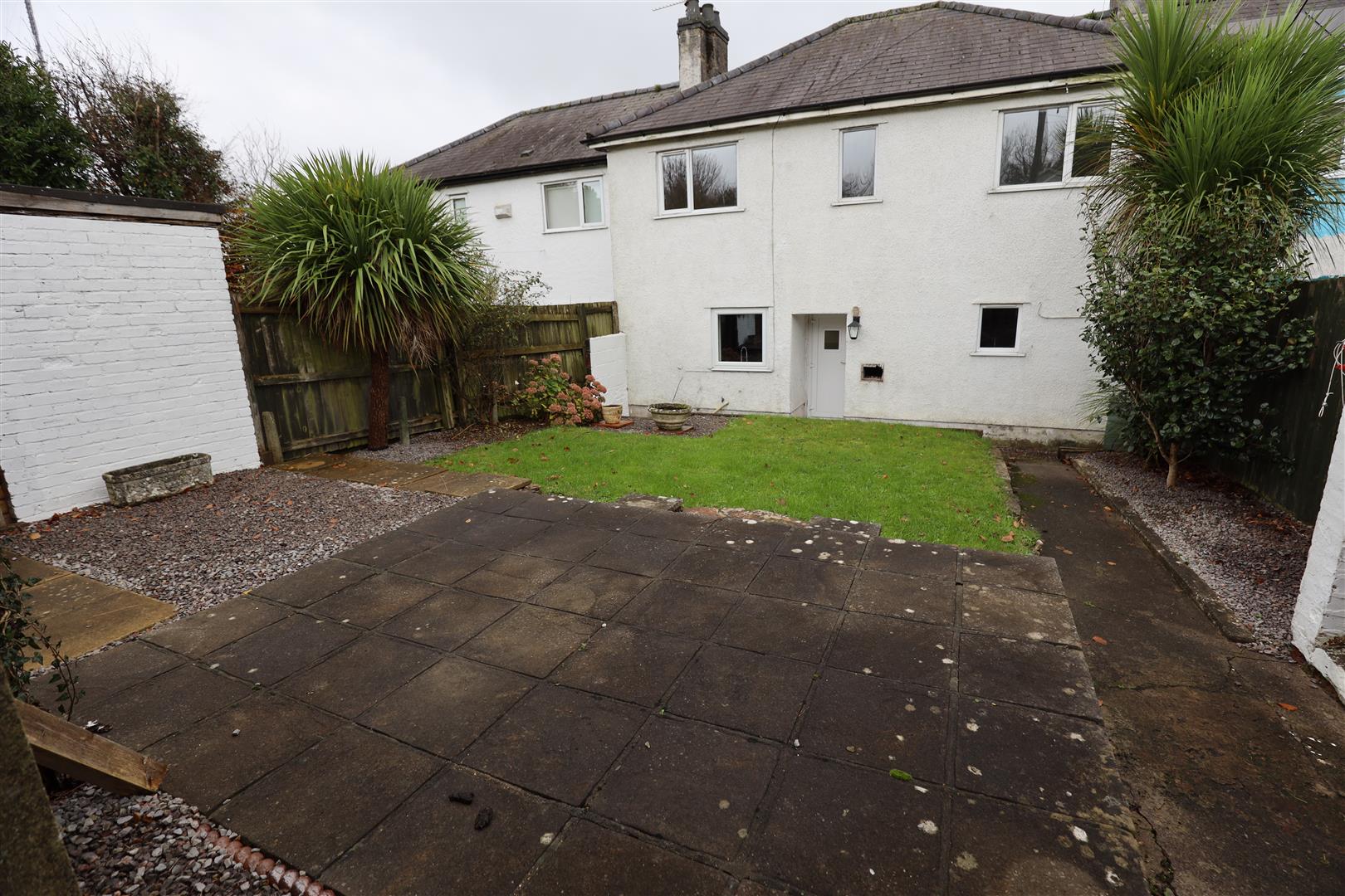 8 Grants Field The Downs, St Nicholas, Cardiff CF5 6SE